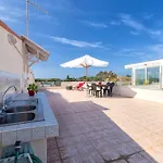 شقة Txa Vi - Terrace With Sea View